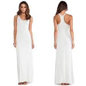 Feel The Piece V Maxi Dress